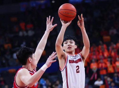 CBA广东宏远徐杰身价多少 广东宏远徐杰年薪多少